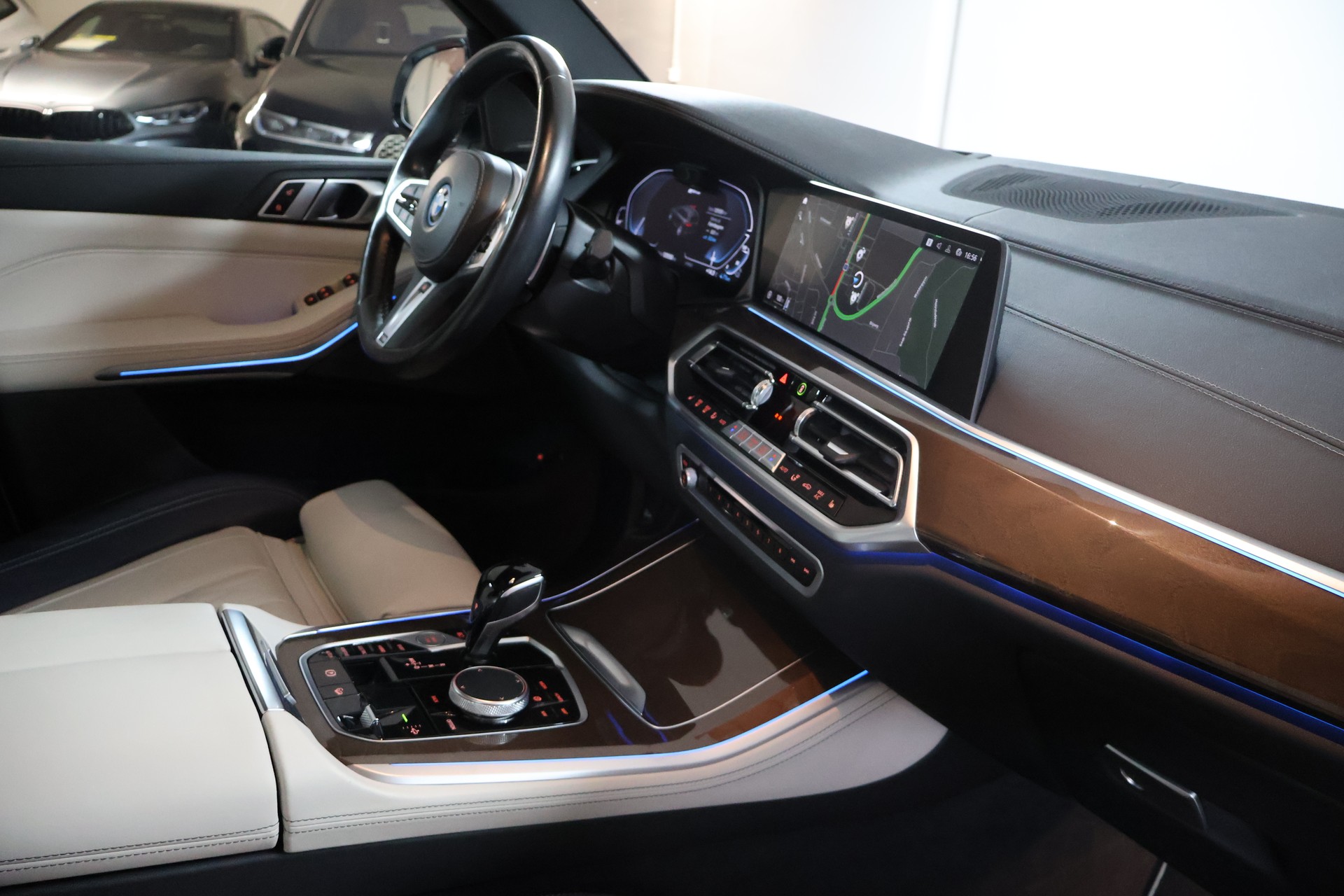 BMW X5 xDrive45e M Sport Steptronic-image-10