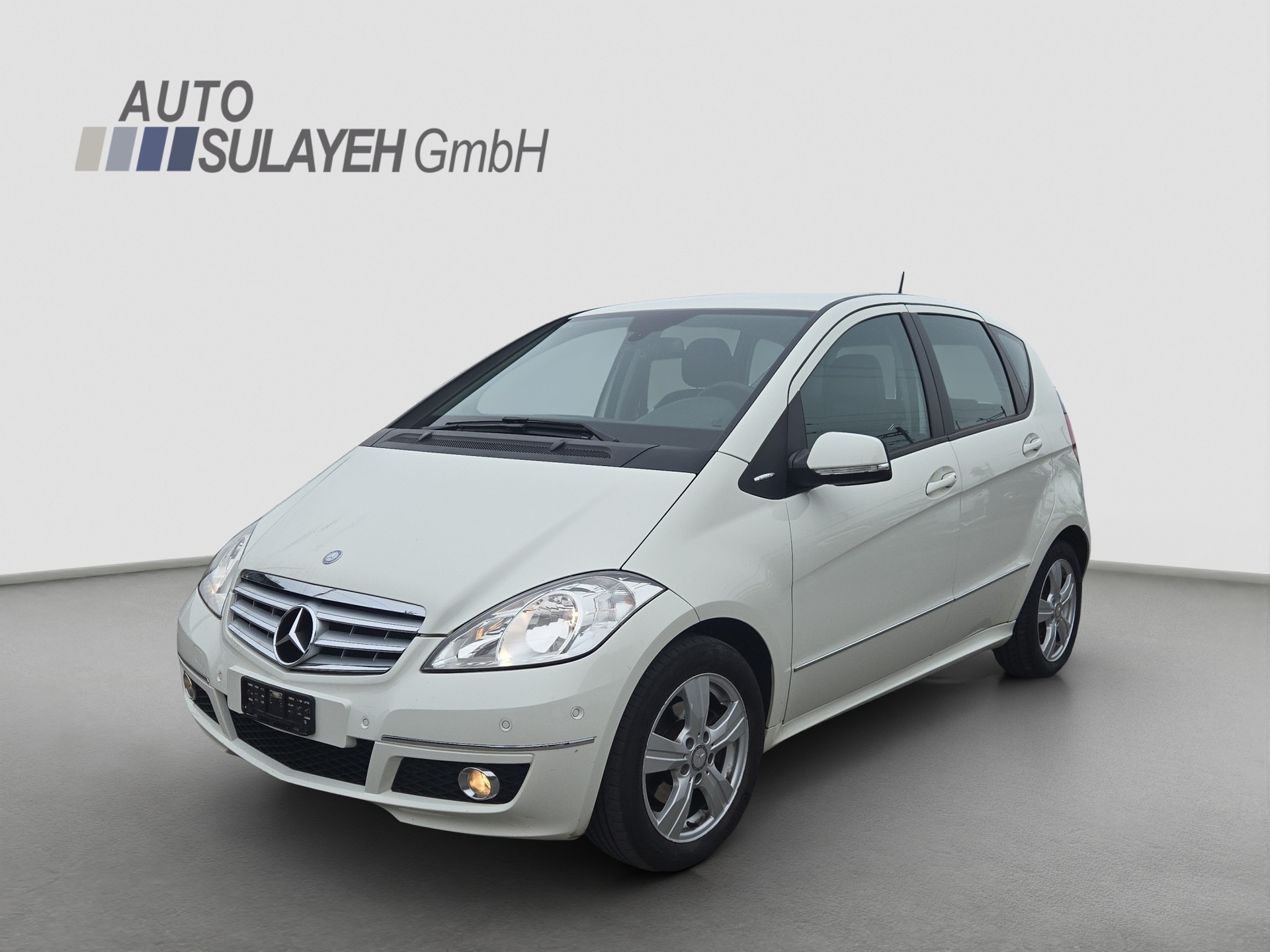 MERCEDES-BENZ A 180 Avantgarde Selection Autotronic-showroom-element-2
