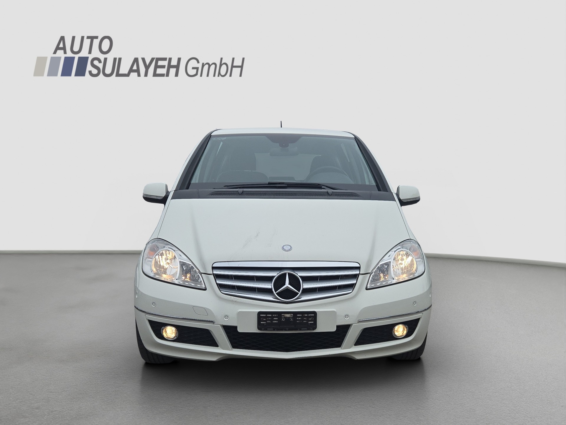 MERCEDES-BENZ A 180 Avantgarde Selection Autotronic