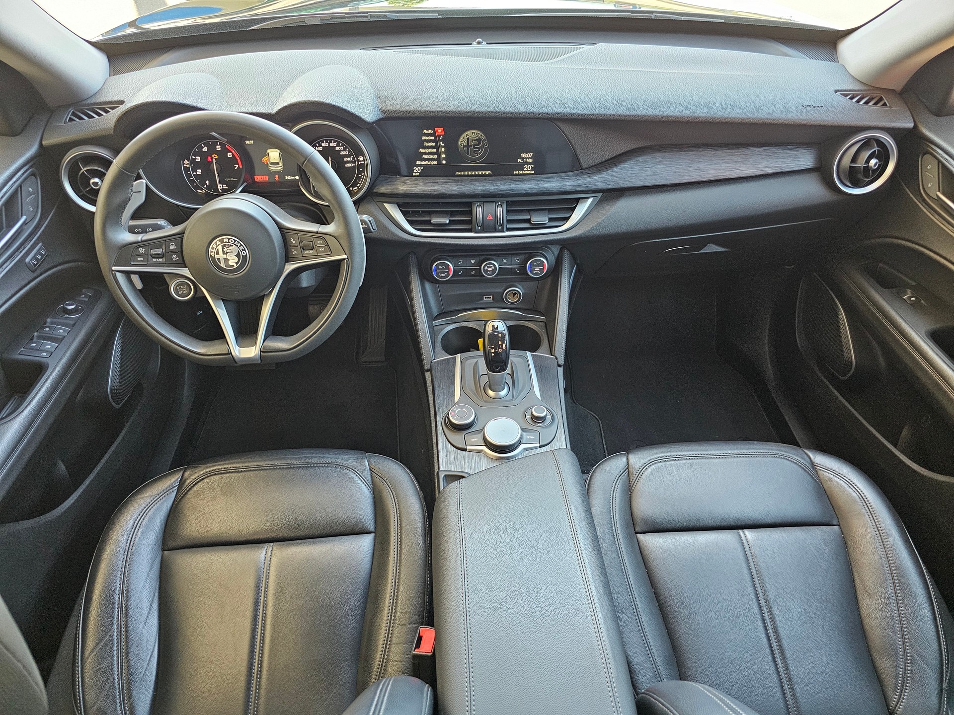 ALFA ROMEO Stelvio 2.0 Super Q4 Automatic-image-12