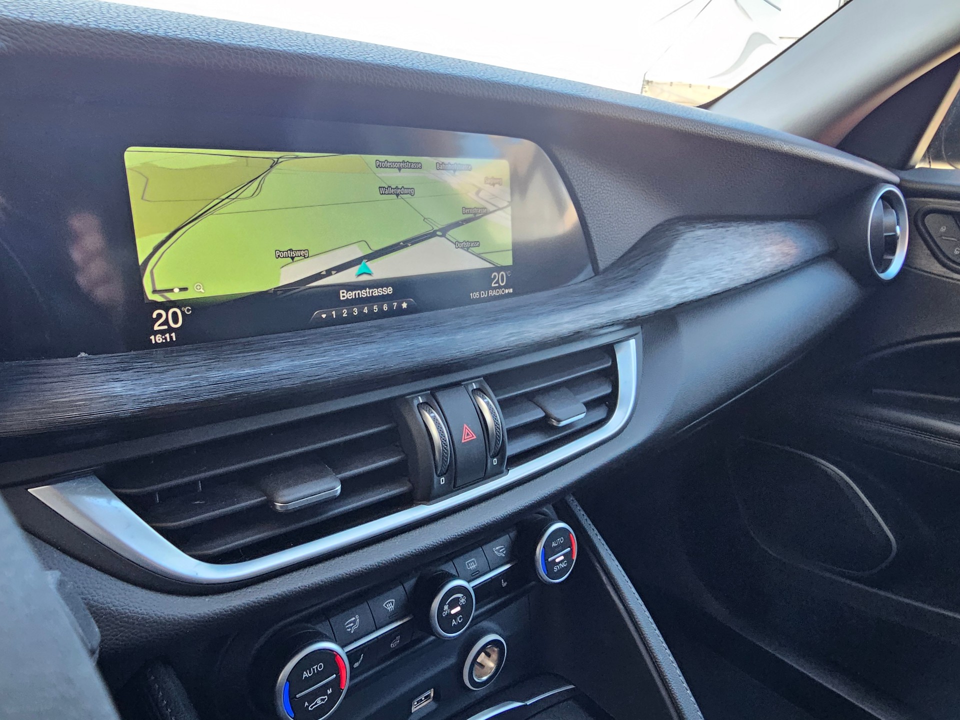 ALFA ROMEO Stelvio 2.0 Super Q4 Automatic-image-15
