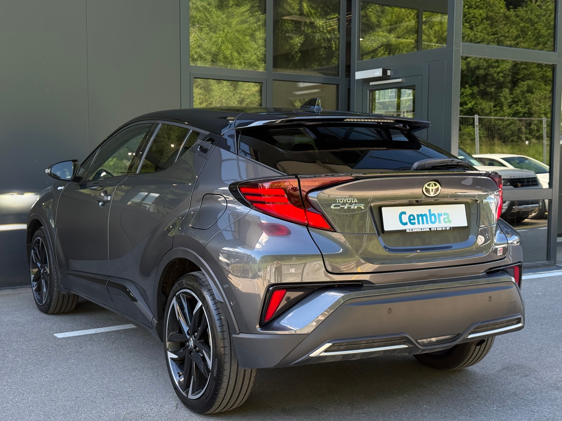 TOYOTA C-HR 2.0 HSD CVT GR Sport-showroom-element-3