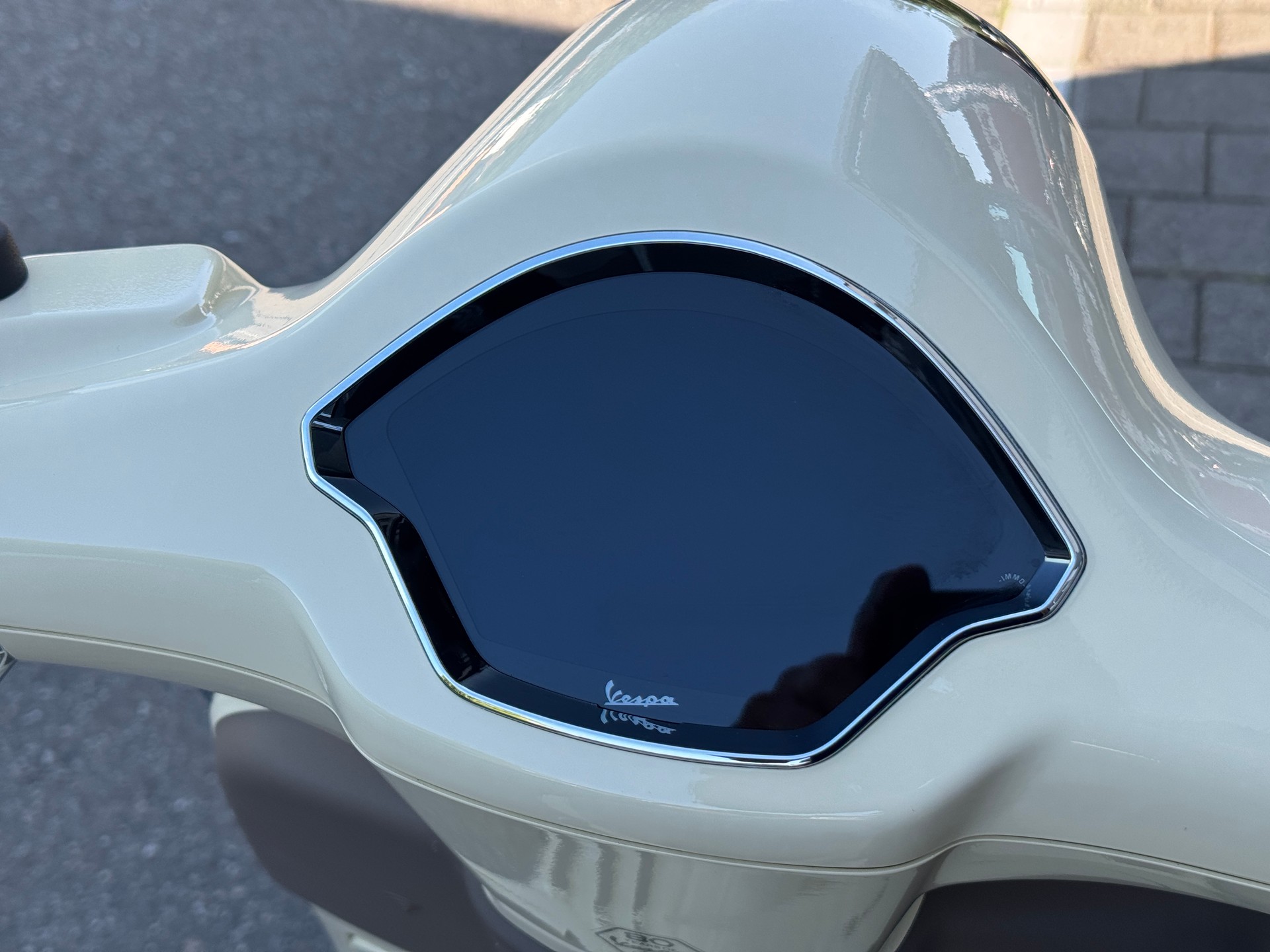 PIAGGIO Vespa 125 Primavera S 2026 Keyless Go & LCD Display-image-8