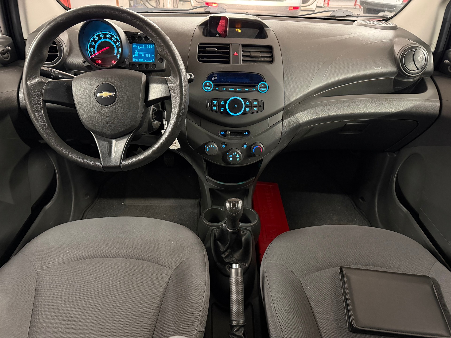CHEVROLET Spark 1.0 LS-image-9