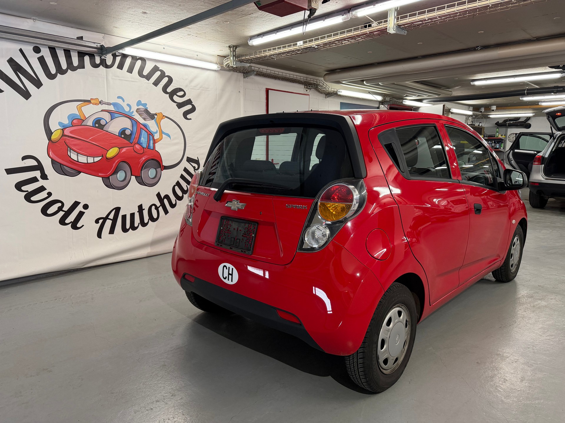 CHEVROLET Spark 1.0 LS-showroom-element-3