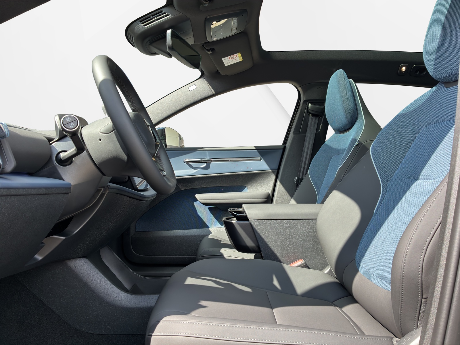 VOLVO EX 30 CC E60 Twin Performance AWD-image-9