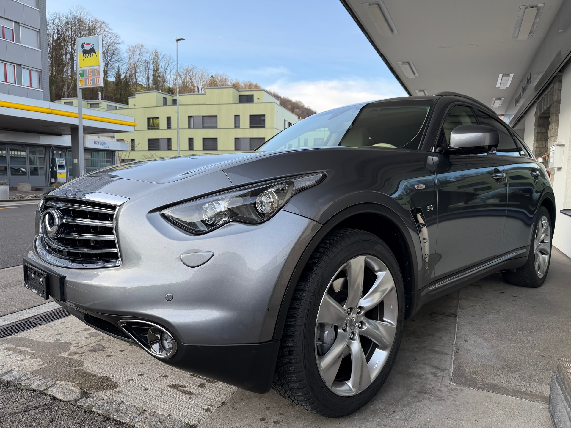 INFINITI QX70 3.7 S Premium AWD Automatic