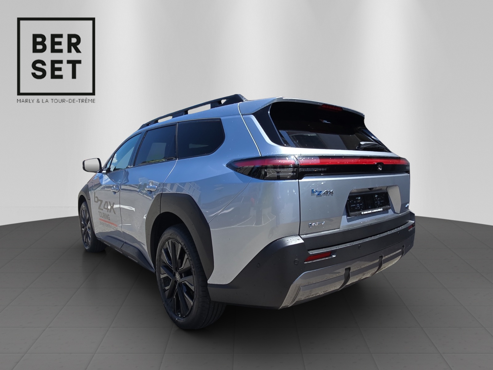 TOYOTA bZ4X Touring Premium AWD-showroom-element-2
