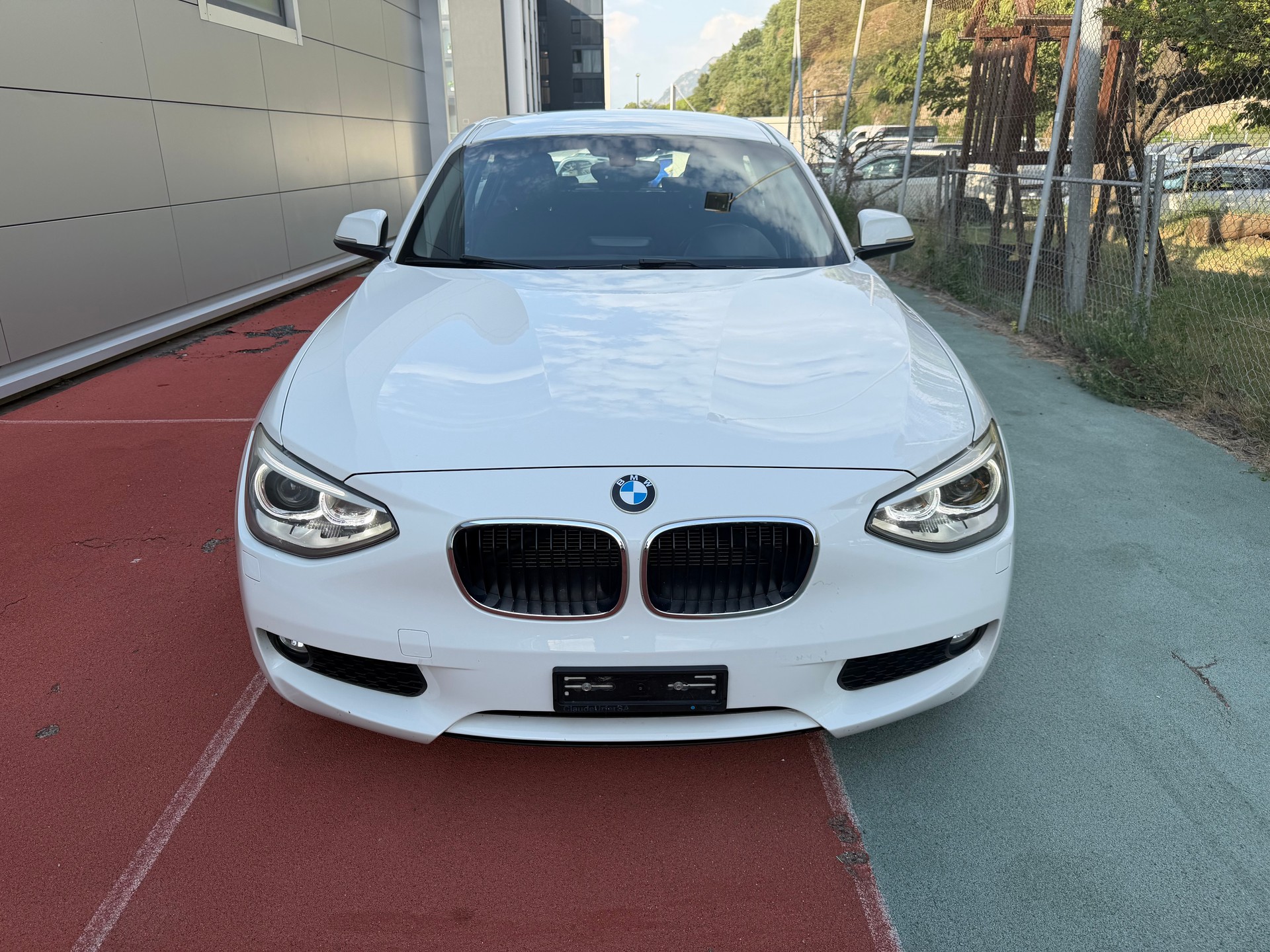 BMW 116d Efficient-Dynamics Edition-image-2