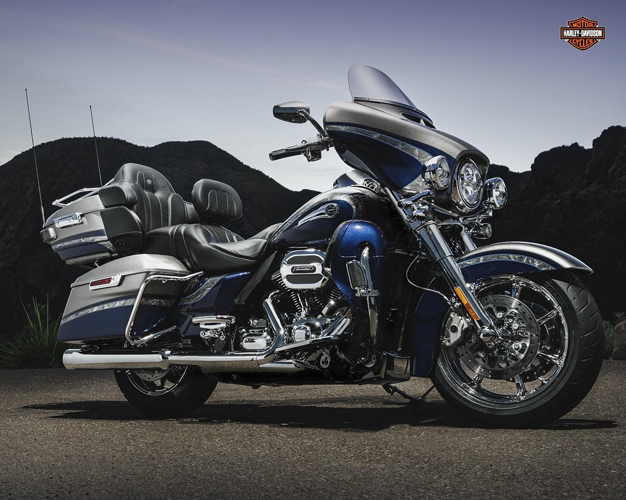 HARLEY-DAVIDSON FLHTKSE Electra Glide Ultra Limited CVO