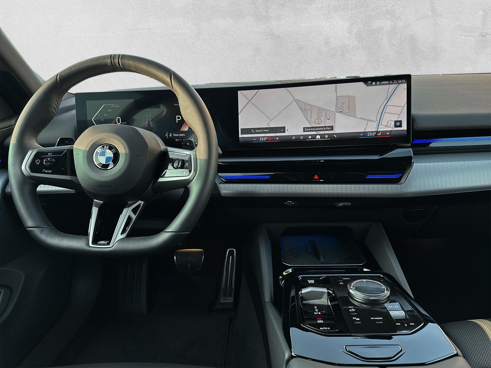 BMW 520d M Sport Touring xDrive G61 (CH) AHK ** Action de Leasing à 1.9% ** 📍-image-7
