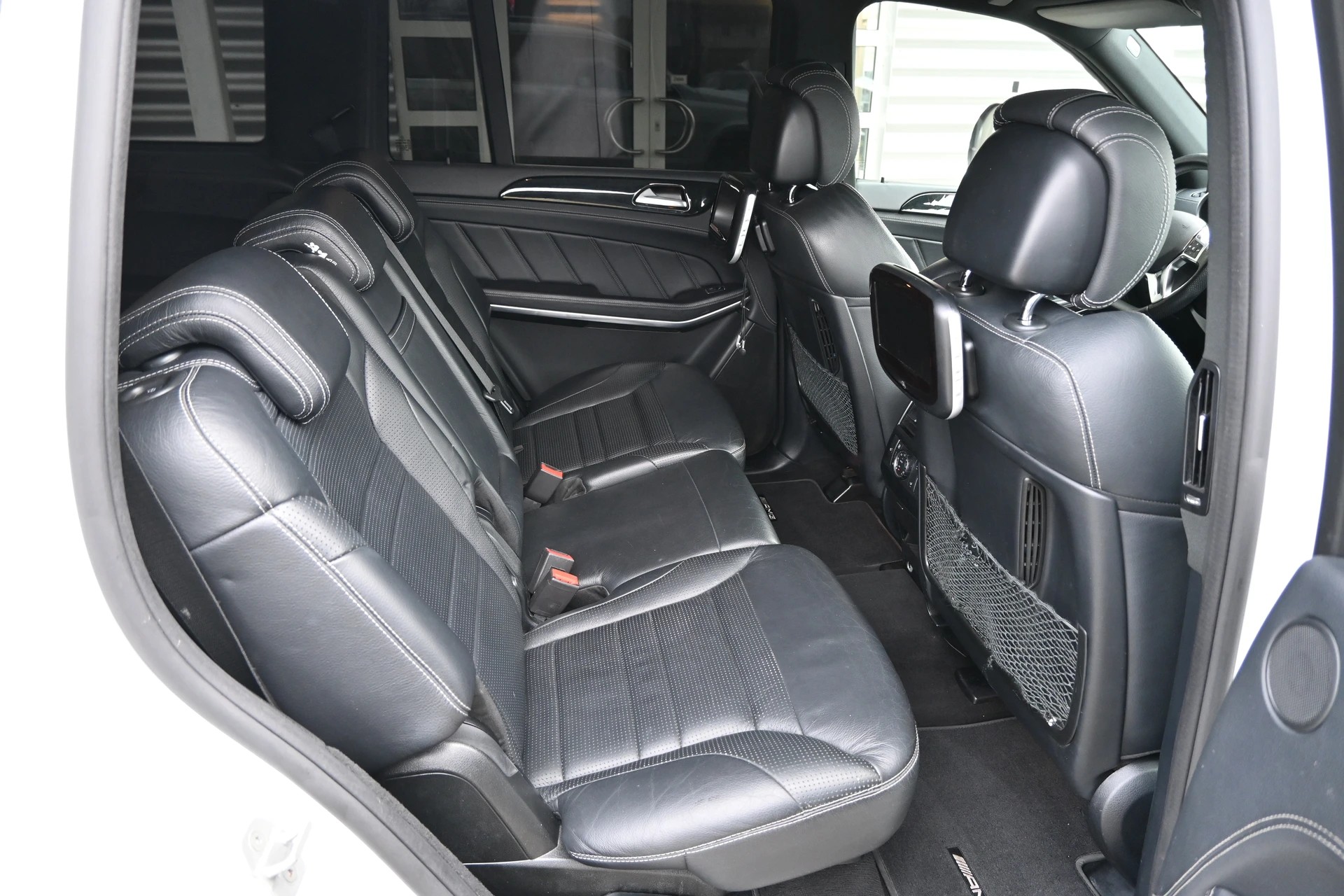 MERCEDES-BENZ GL 63 AMG 4Matic Speedshift Plus 7G-Tronic-image-13