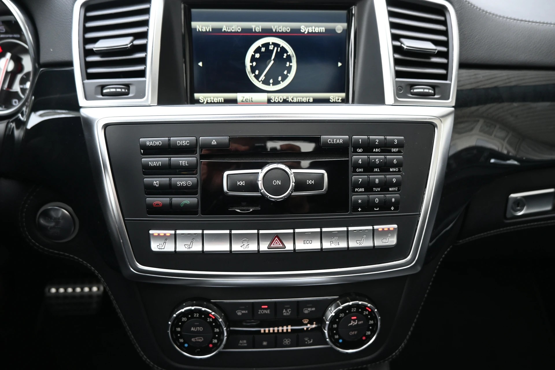 MERCEDES-BENZ GL 63 AMG 4Matic Speedshift Plus 7G-Tronic-image-21