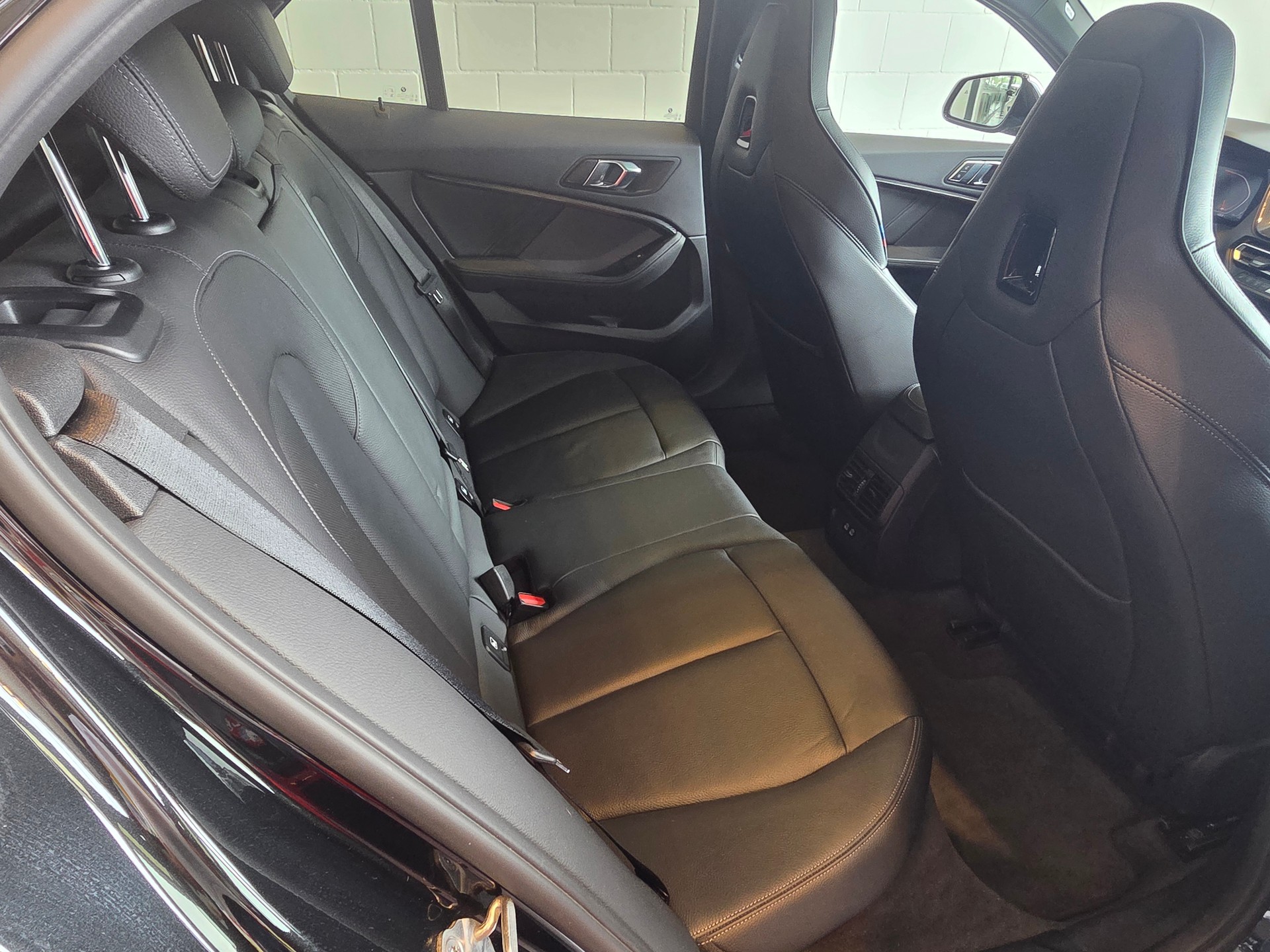 BMW M135i xDrive-image-15