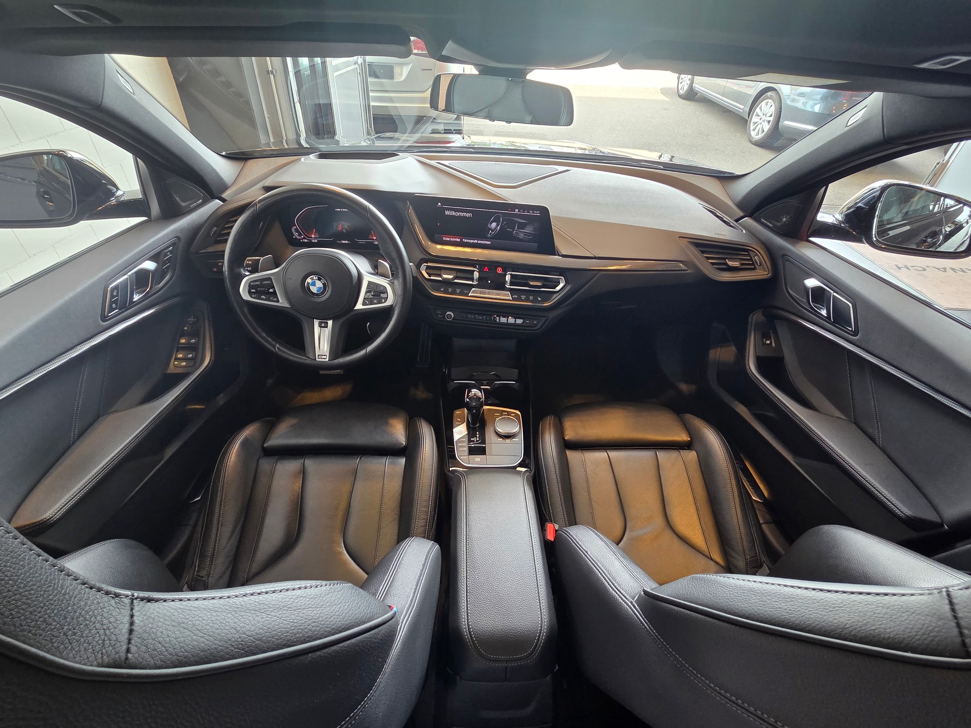 BMW M135i xDrive-image-13