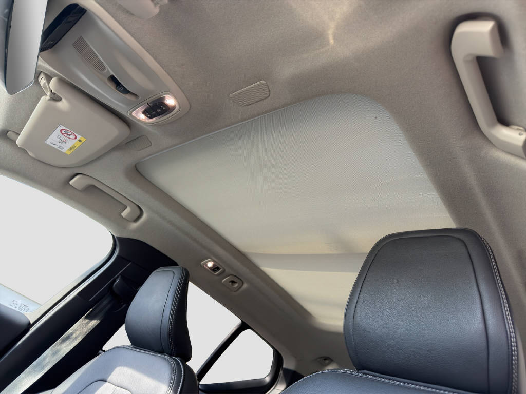 VOLVO XC40 1.5 T5 PiH Inscription-image-11