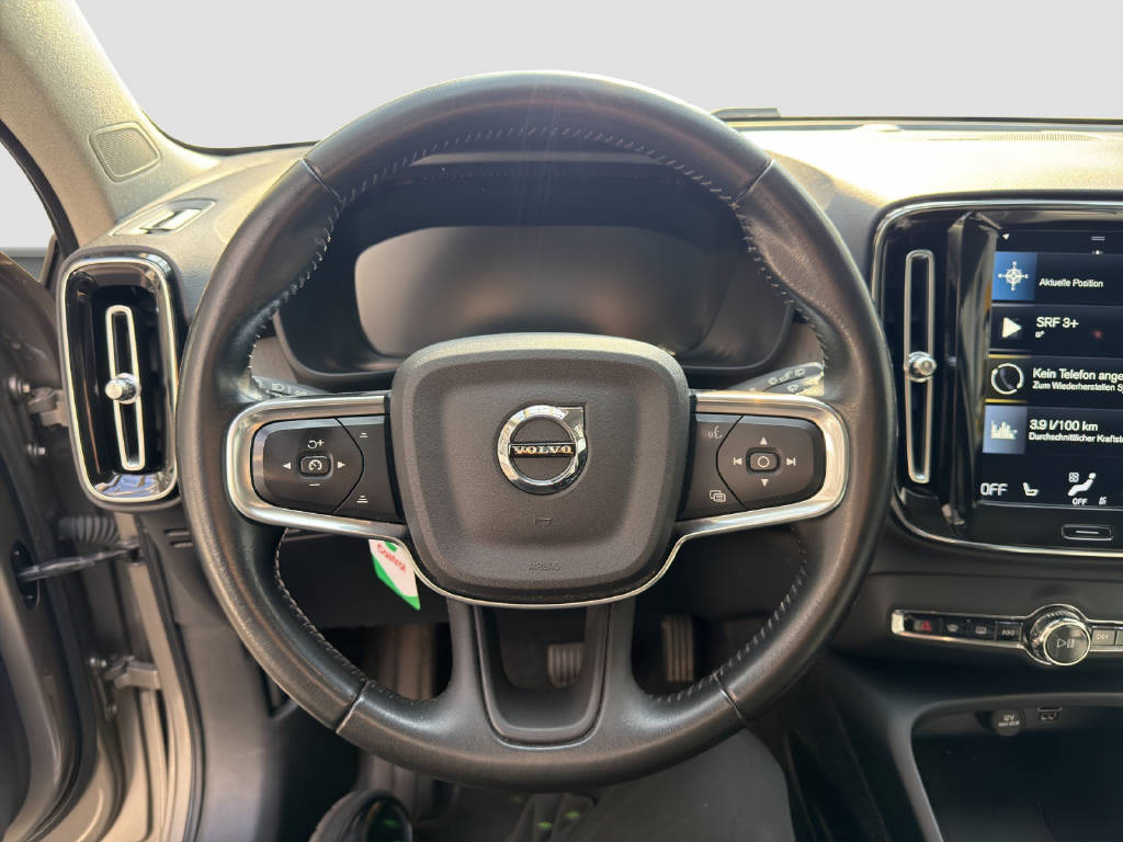 VOLVO XC40 1.5 T5 PiH Inscription-image-8