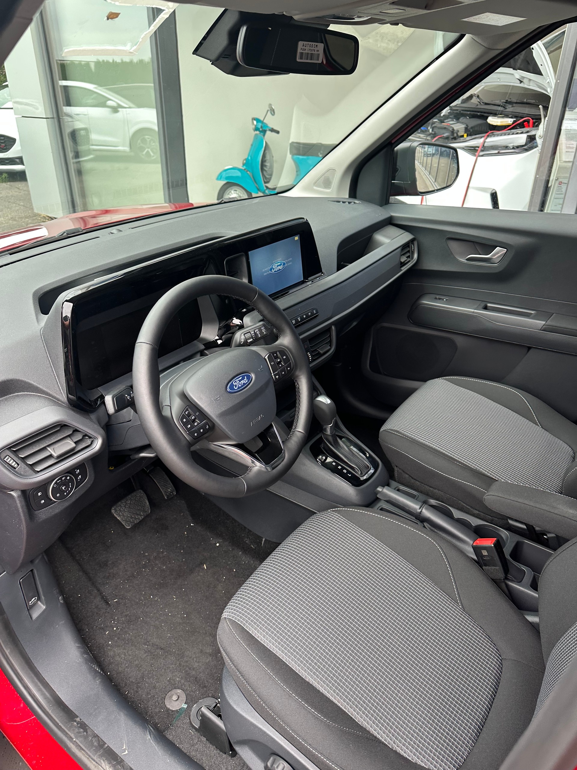 FORD Transit Courier dcab. van 1.0 Trend/125CV/Aut.-image-9