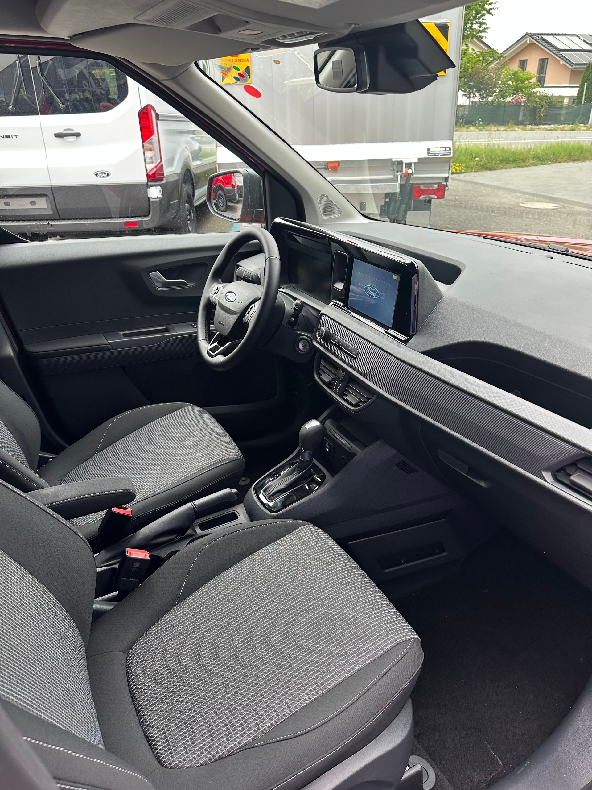 FORD Transit Courier dcab. van 1.0 Trend/125CV/Aut.-image-11