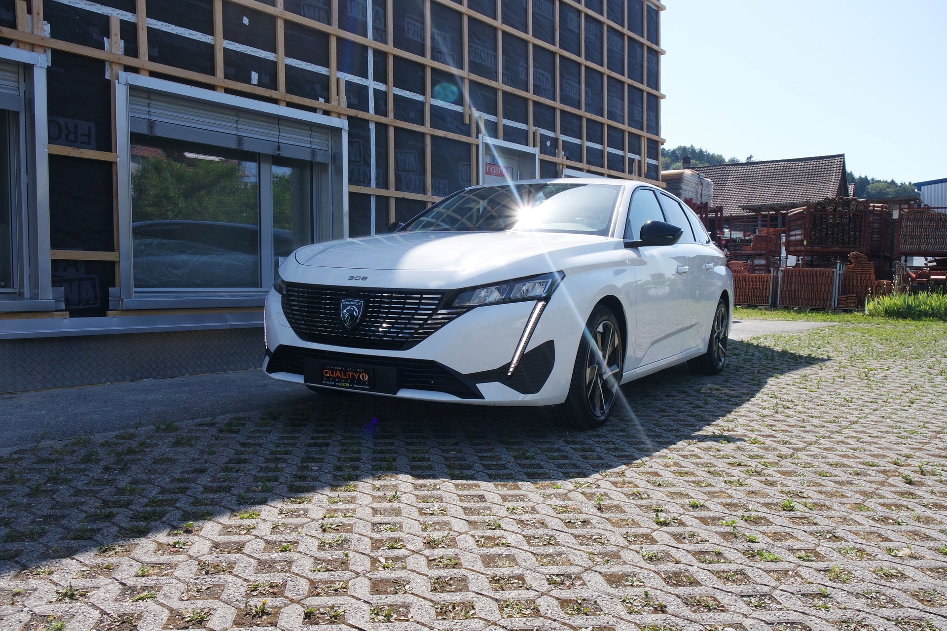 PEUGEOT 308 SW 1.5 BlueHDI Allure EAT8-image-1