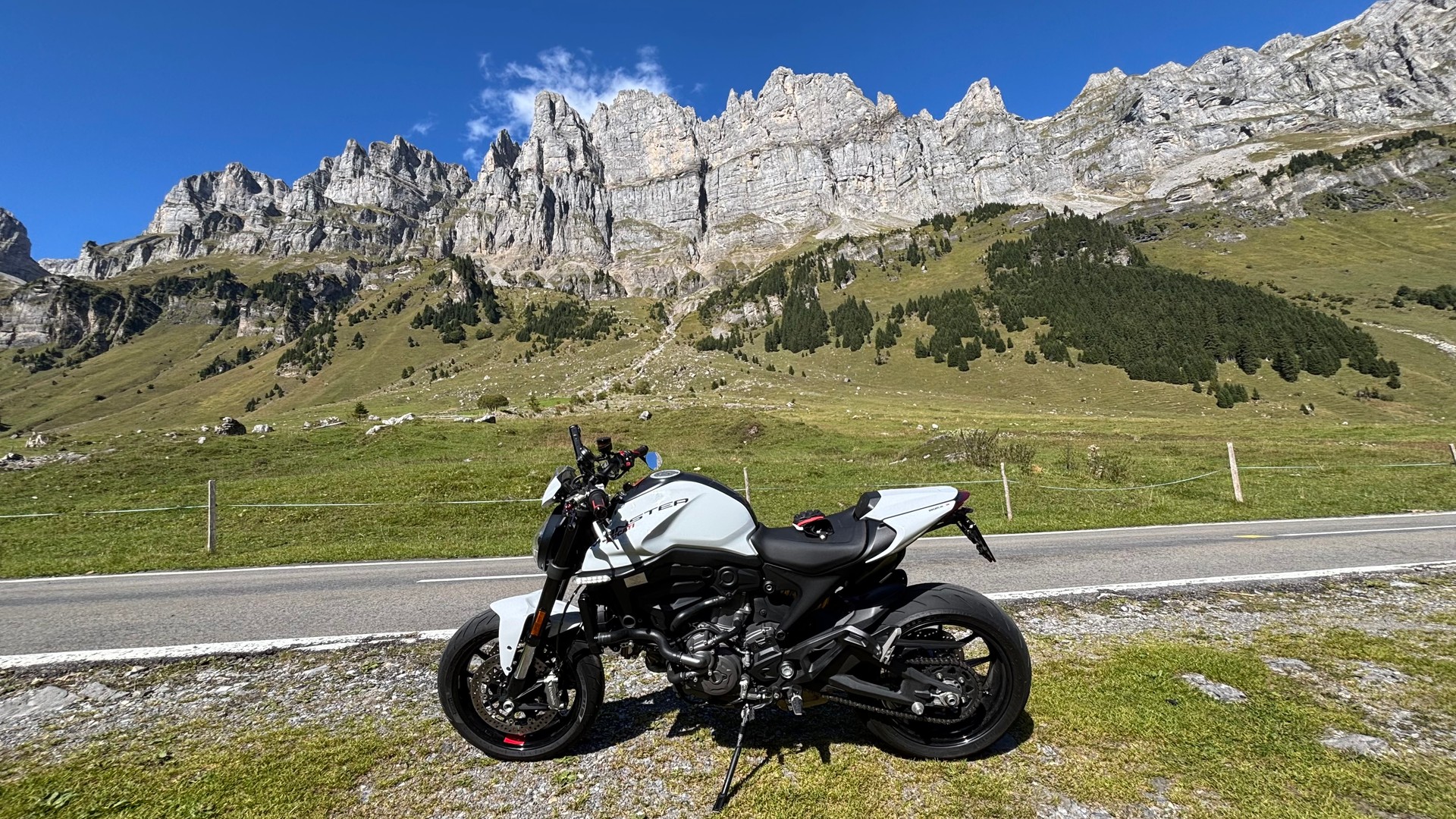 DUCATI Monster + 937 (35KW)-image-0