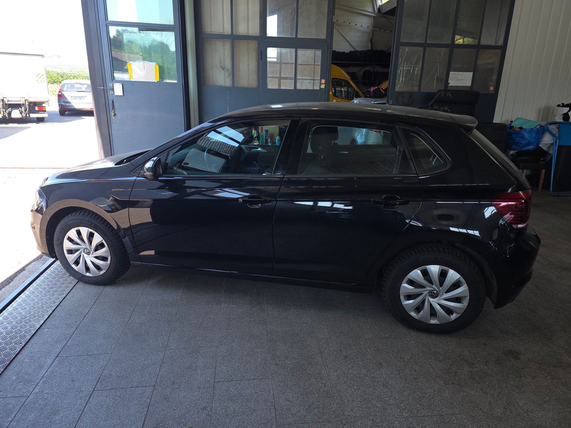 VW Polo 1.0 TSI BMT Comfortline-image-10