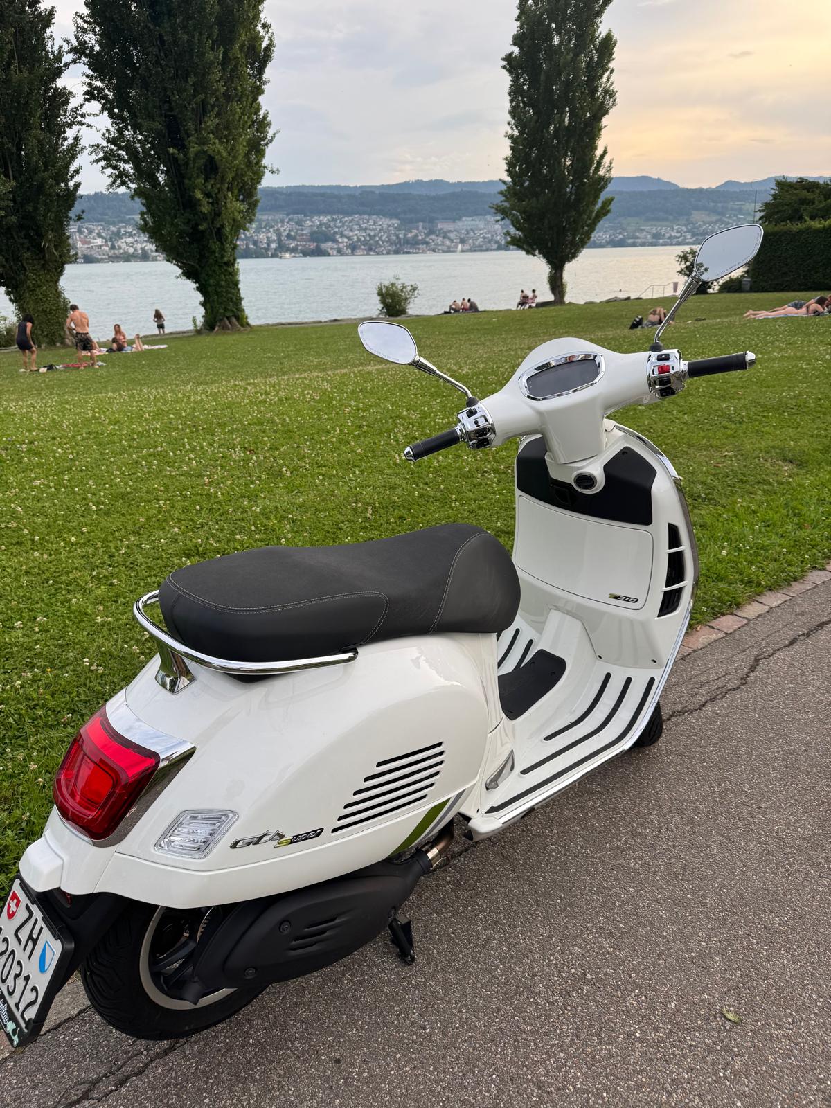 PIAGGIO Vespa GTS 310 Super Tech RST Euro 5+-image-0