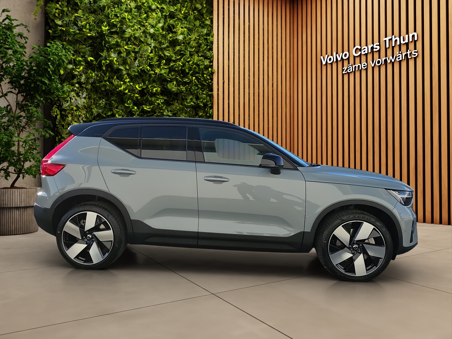 VOLVO EX40 Twin Performance Ultra AWD-showroom-element-3