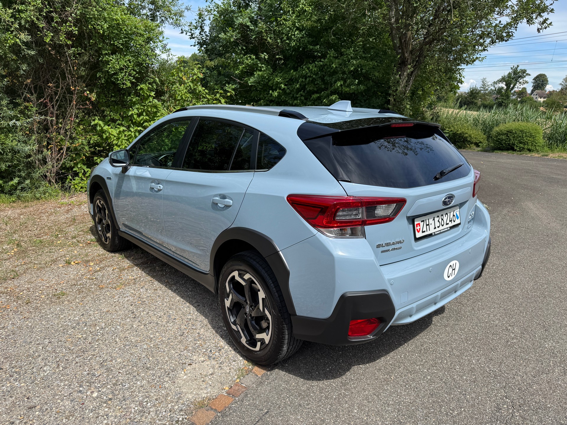 SUBARU 2.0i e-Boxer Swiss Plus-image-2