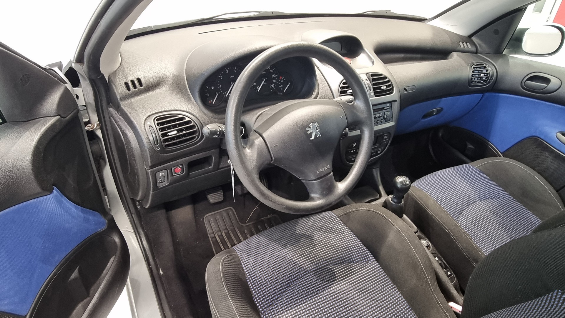 PEUGEOT 206 CC 1.6 16V-image-11