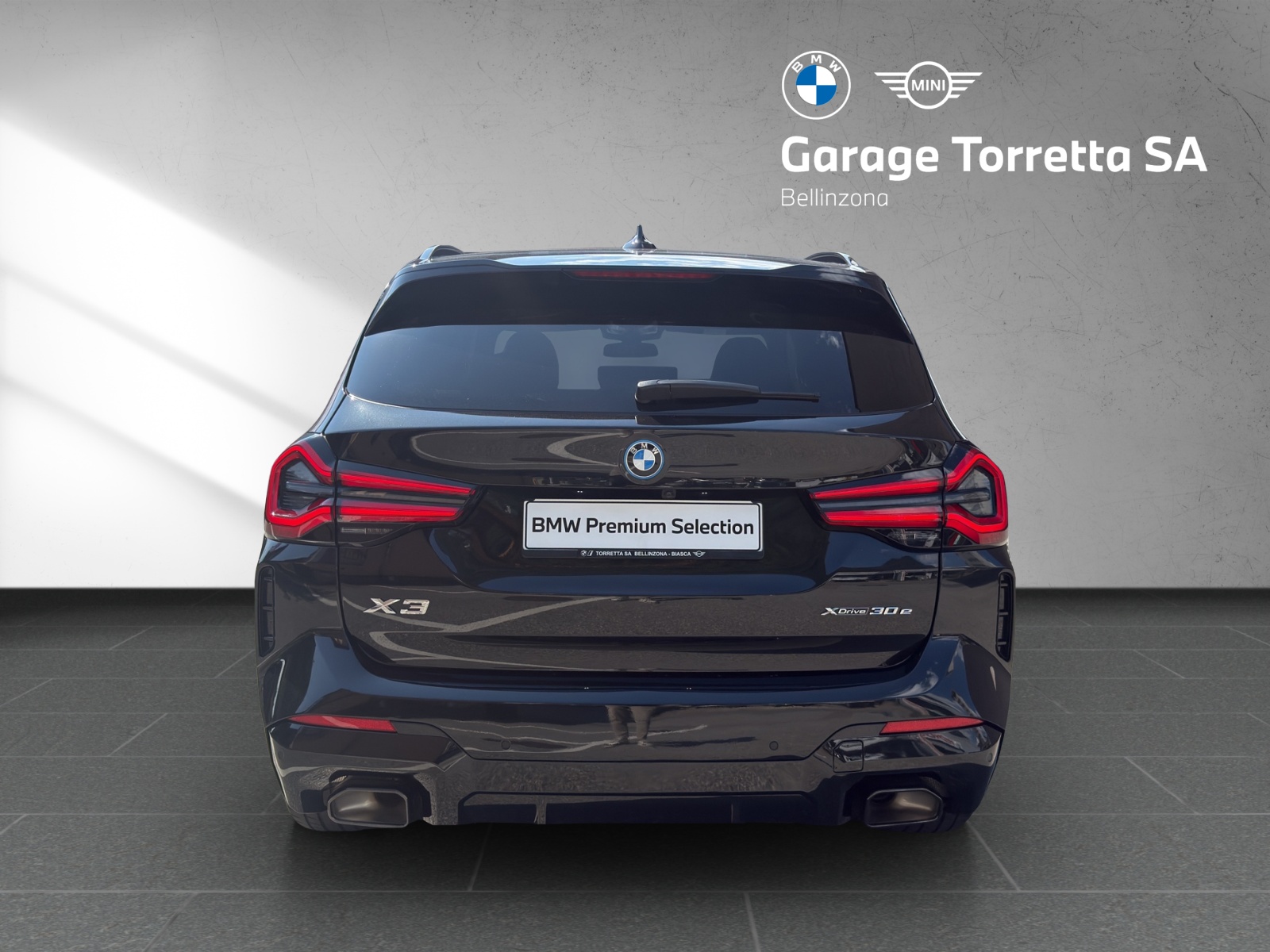 BMW X3 xDrive 30e M Sport-showroom-element-3