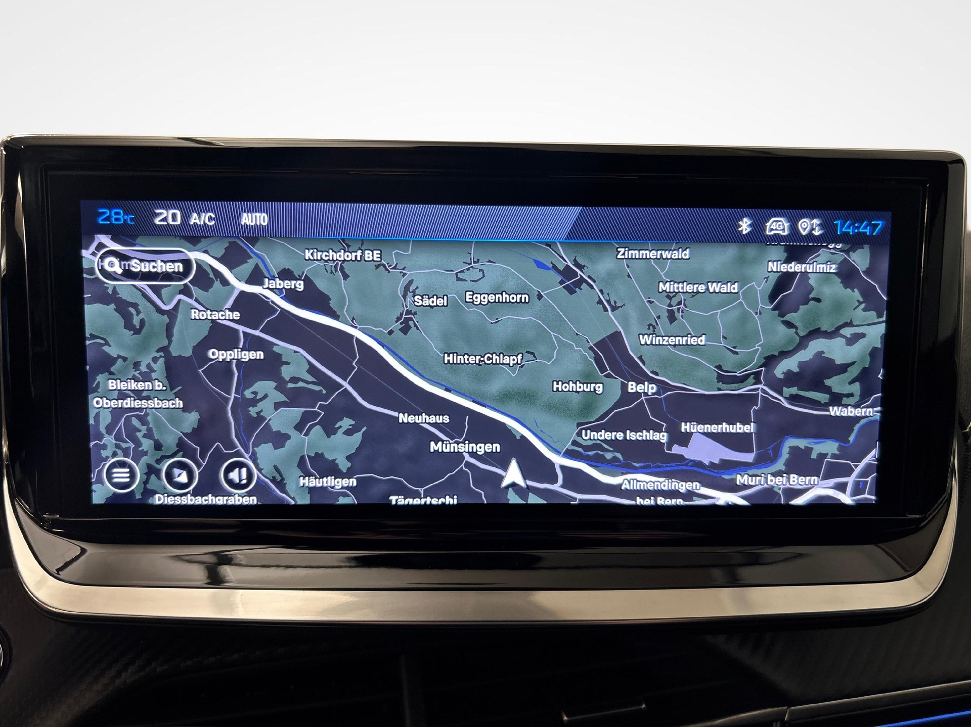 PEUGEOT 2008 1.2 Hybrid 145 GT-image-7