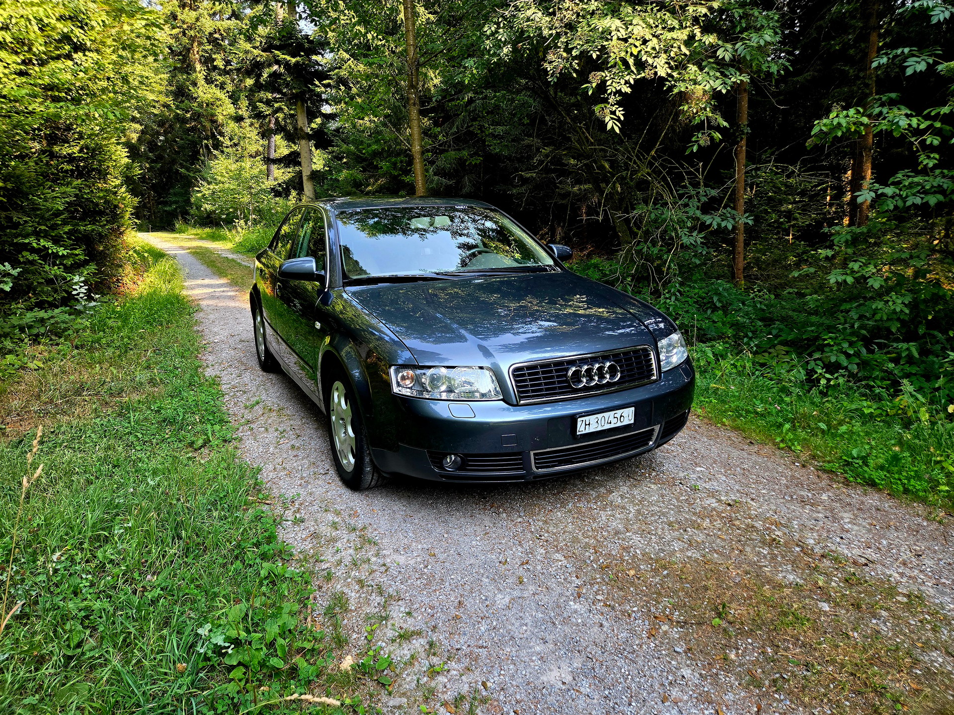 AUDI A4 3.0 V6 quattro