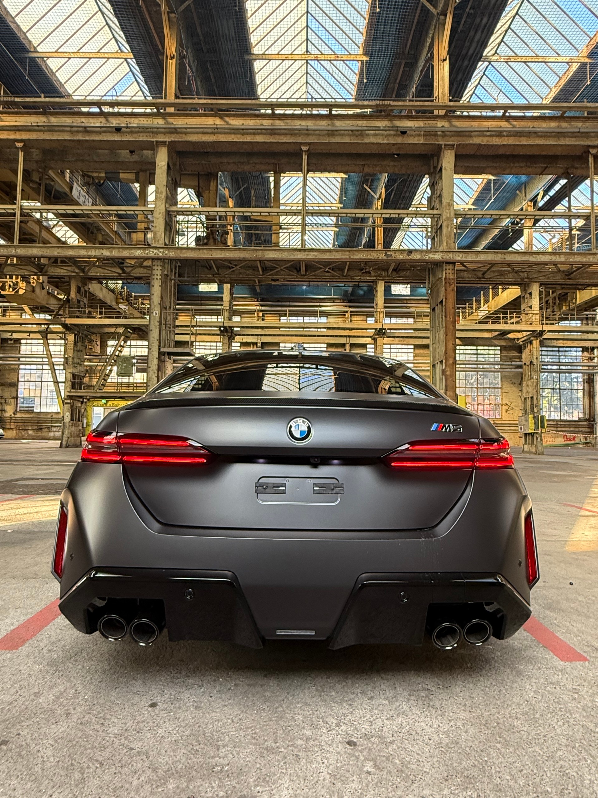 BMW M5 xDrive-image-11
