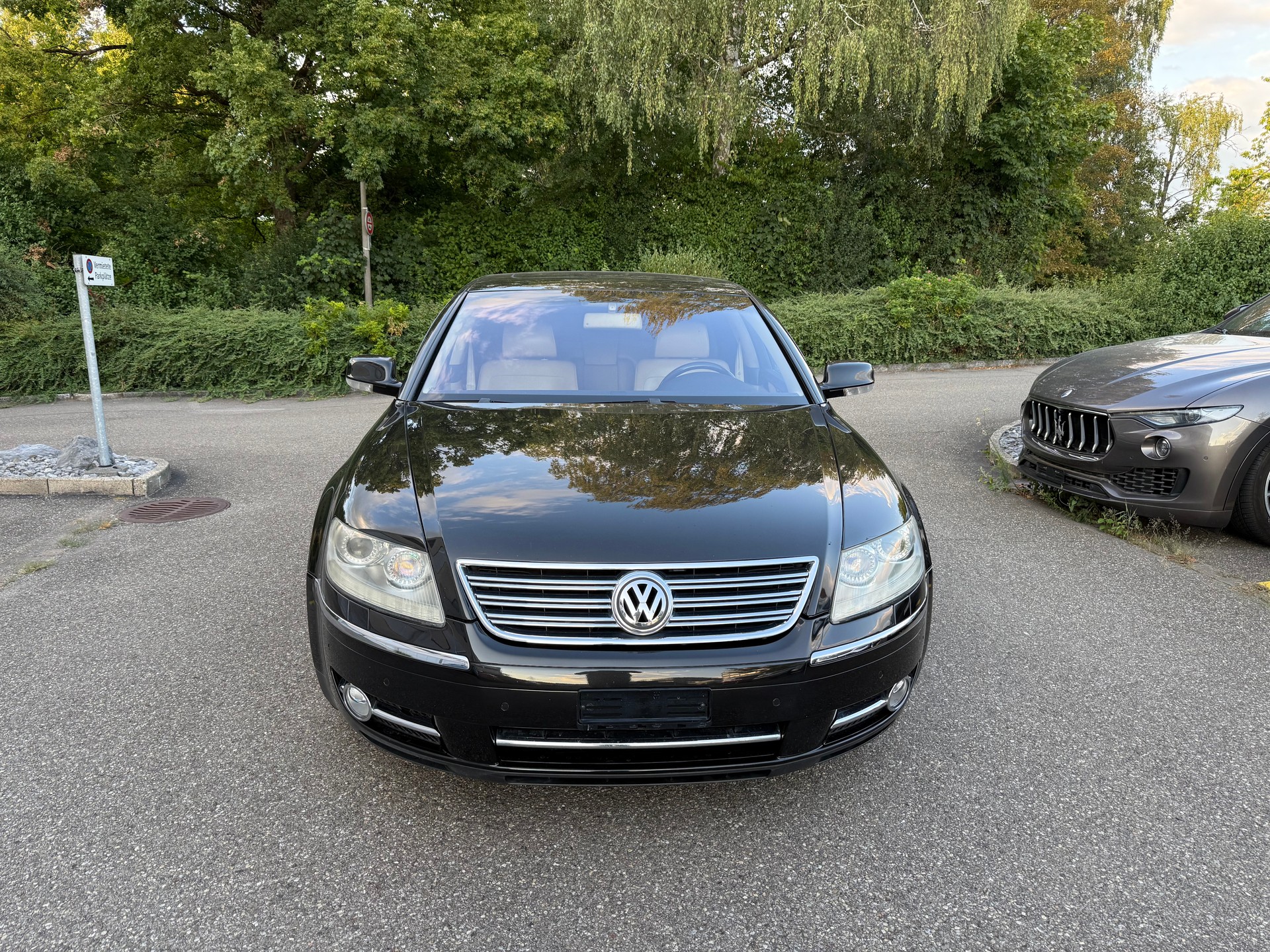 VW Phaeton 6.0 W12 4Motion-image-1
