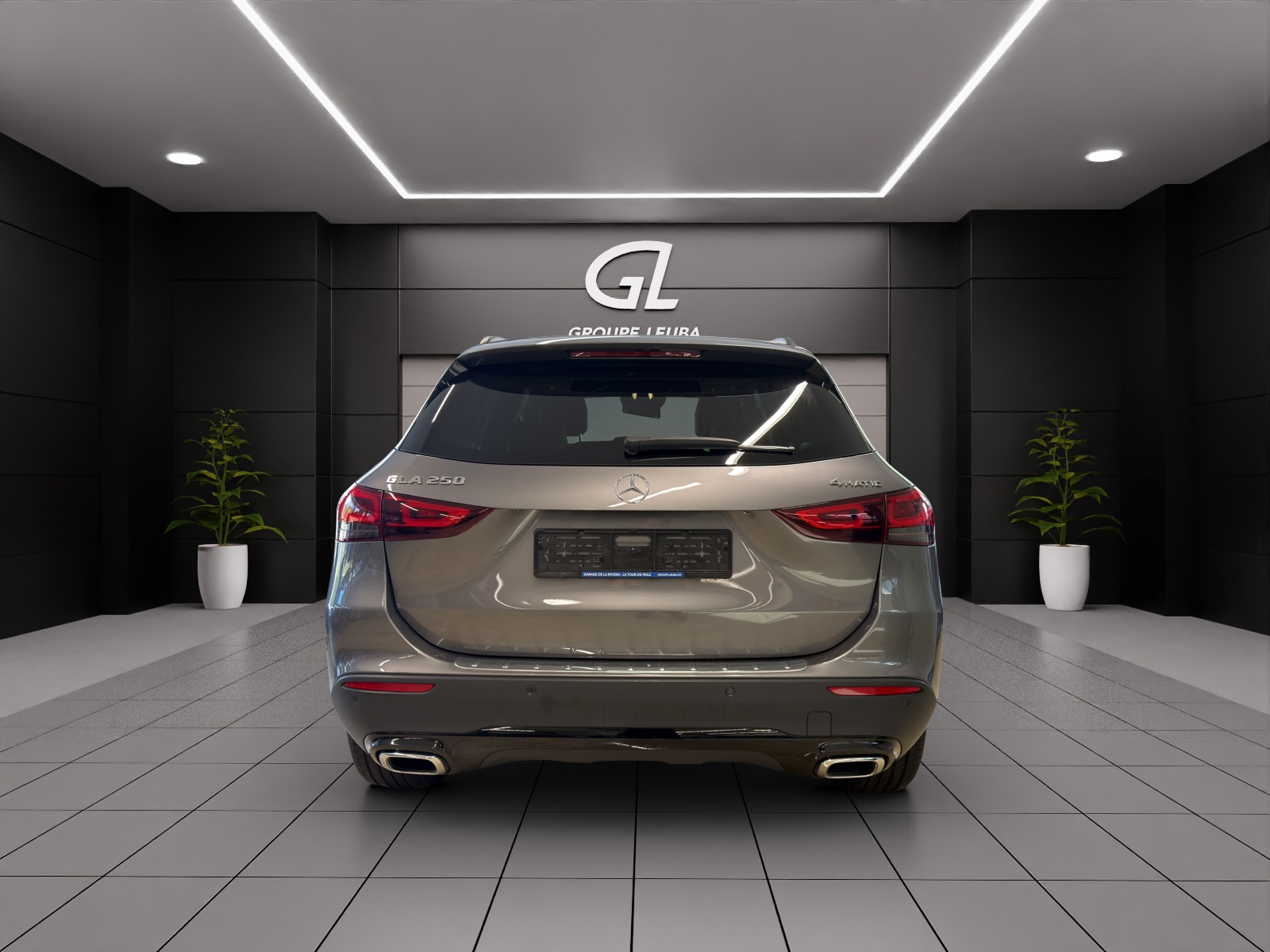 MERCEDES-BENZ GLA 250 4Matic Progressive 8G-DCT-image-4