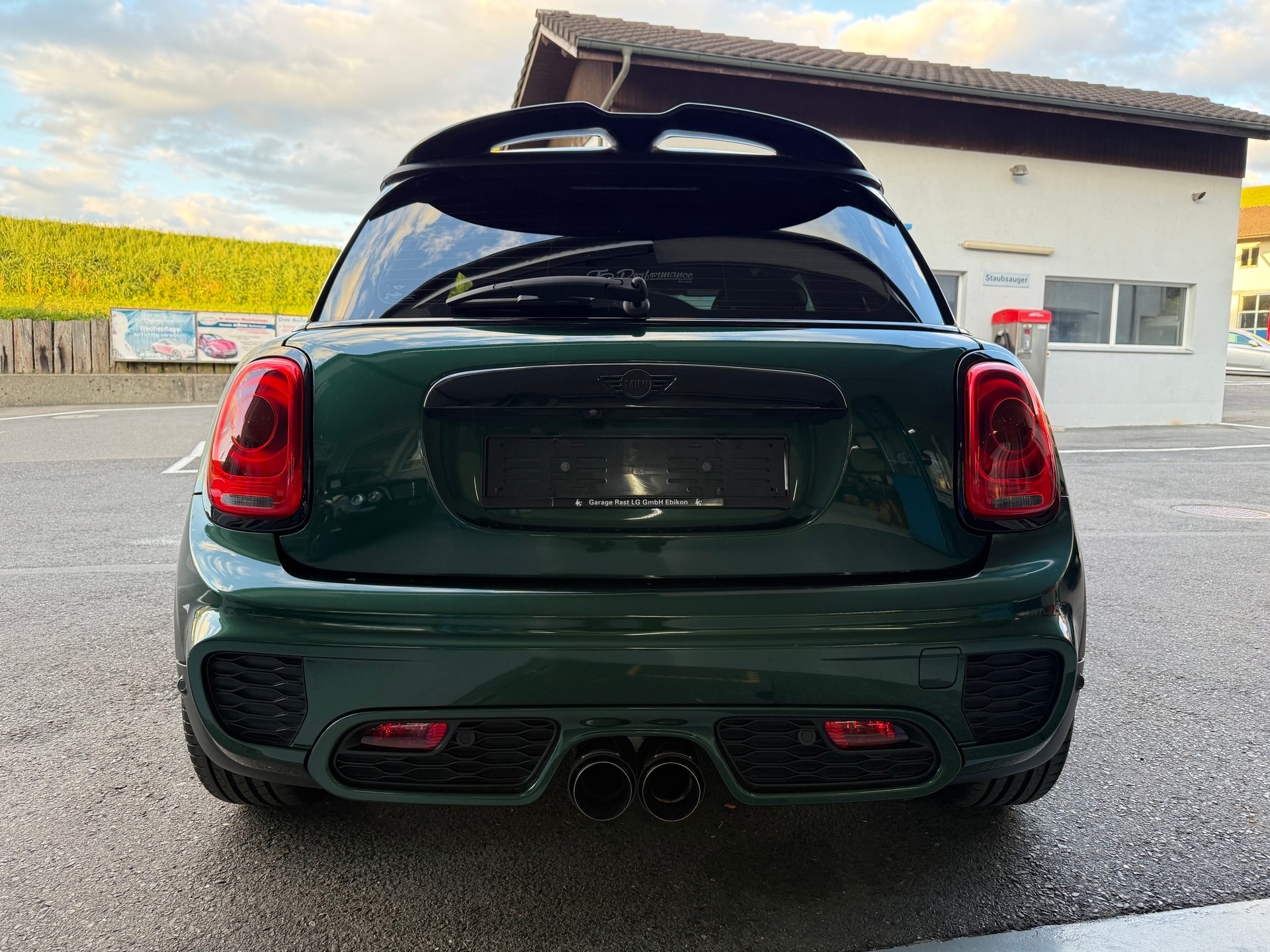 MINI Cooper John Cooper Works Steptronic-image-6