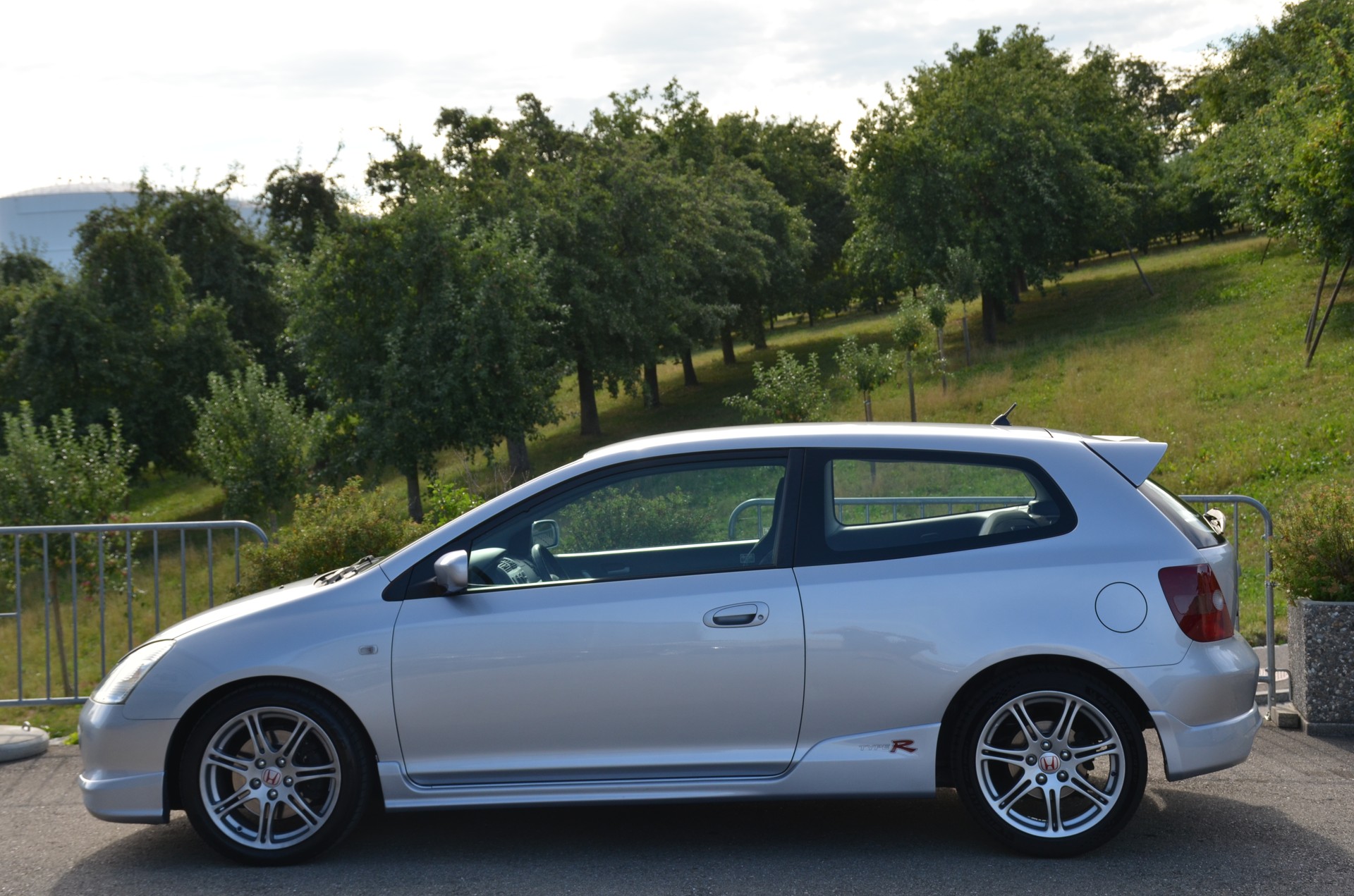 HONDA Type R 2.0-showroom-element-3