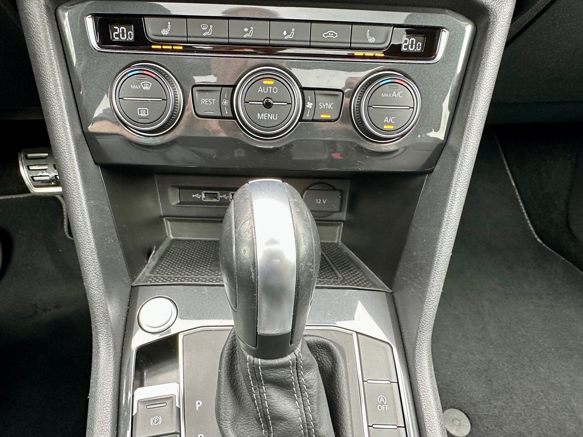 VW Tiguan 2.0TSI Highline 4Motion DSG-image-18
