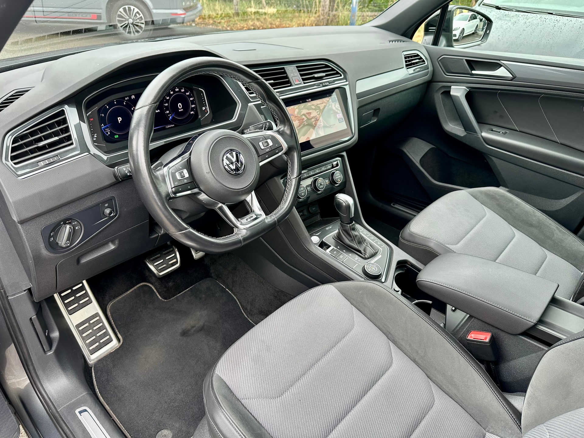 VW Tiguan 2.0TSI Highline 4Motion DSG-image-8