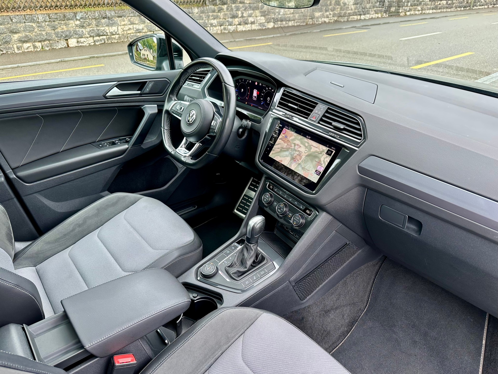 VW Tiguan 2.0TSI Highline 4Motion DSG-image-10