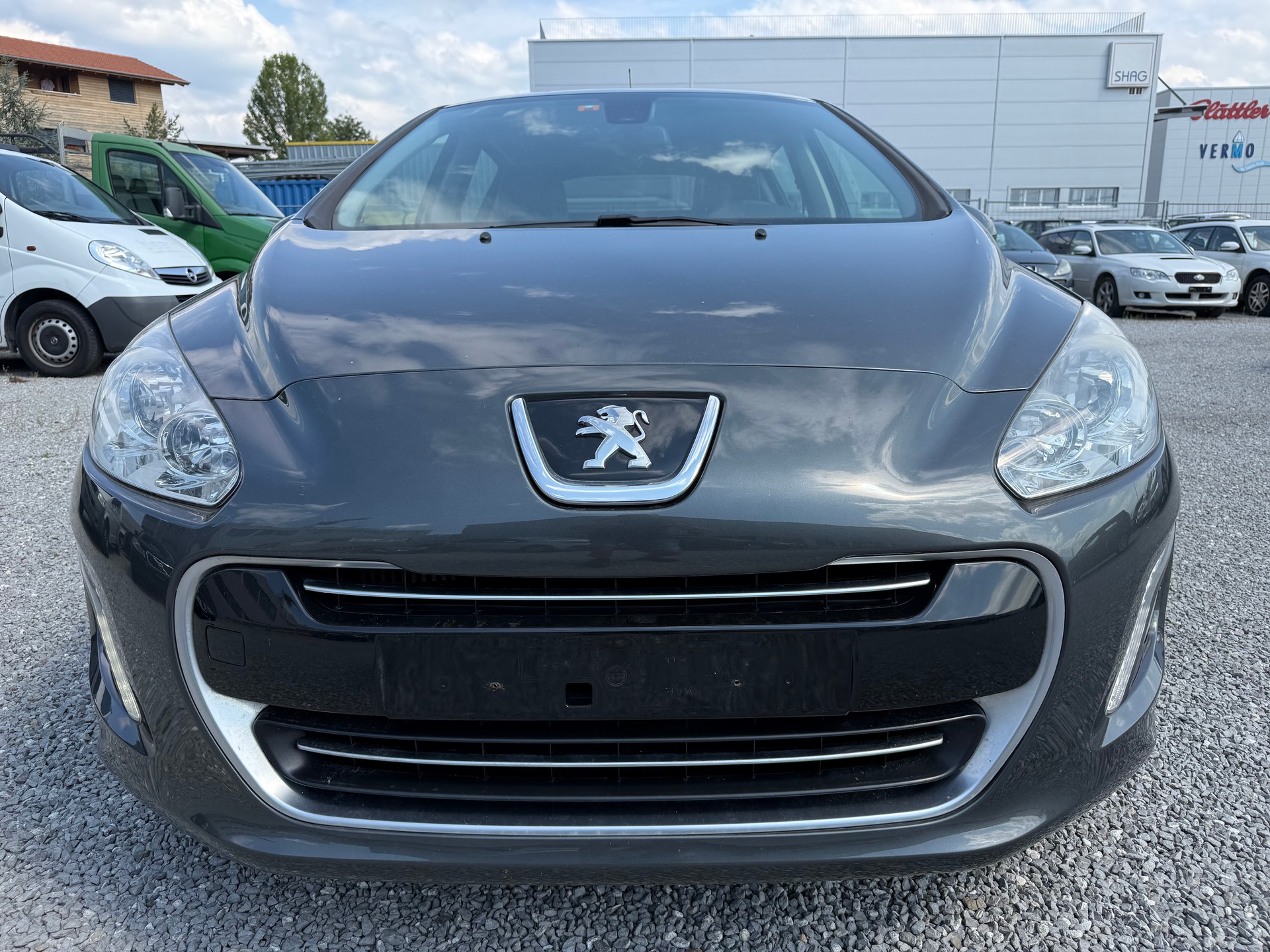 PEUGEOT 308 1.6 16V Turbo Swiss Edition