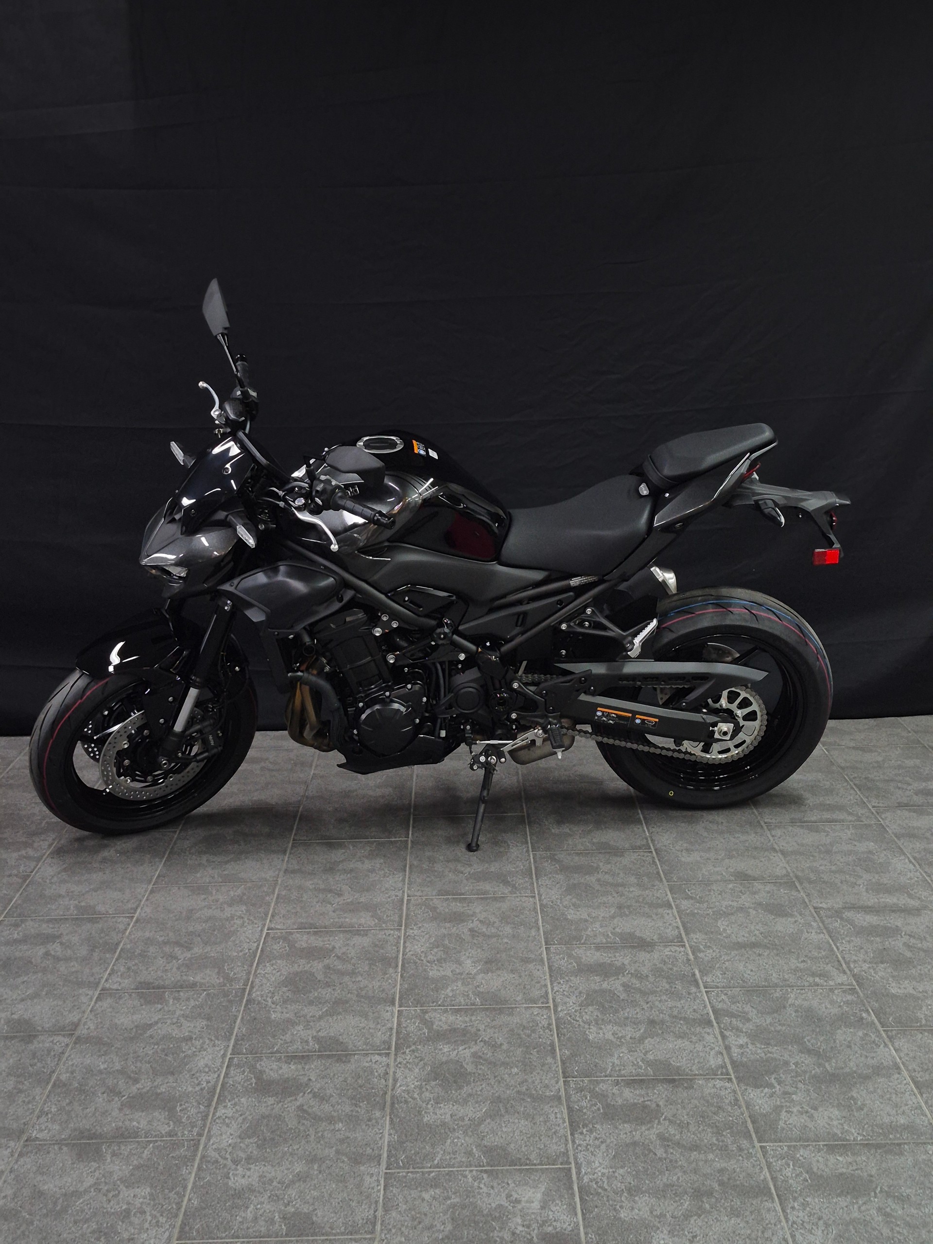 KAWASAKI Z 900 (35kW)-image-2