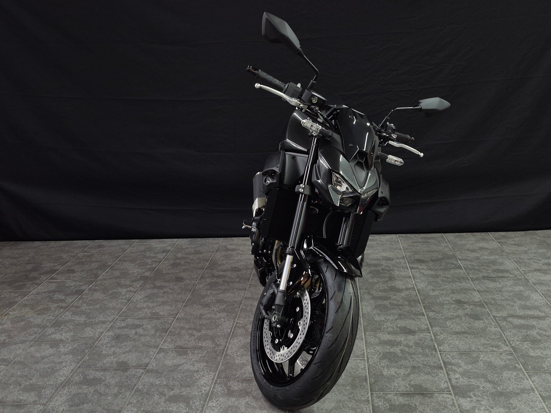 KAWASAKI Z 900 (35kW)-image-8