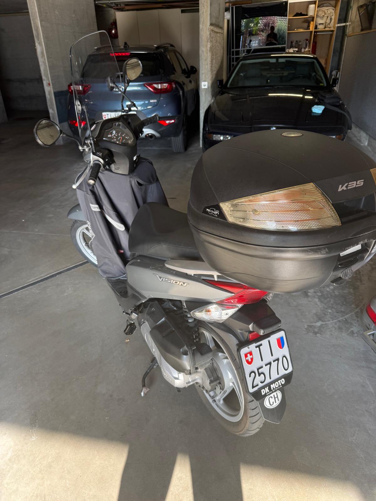 HONDA NSC Vision 110 16''-image-2