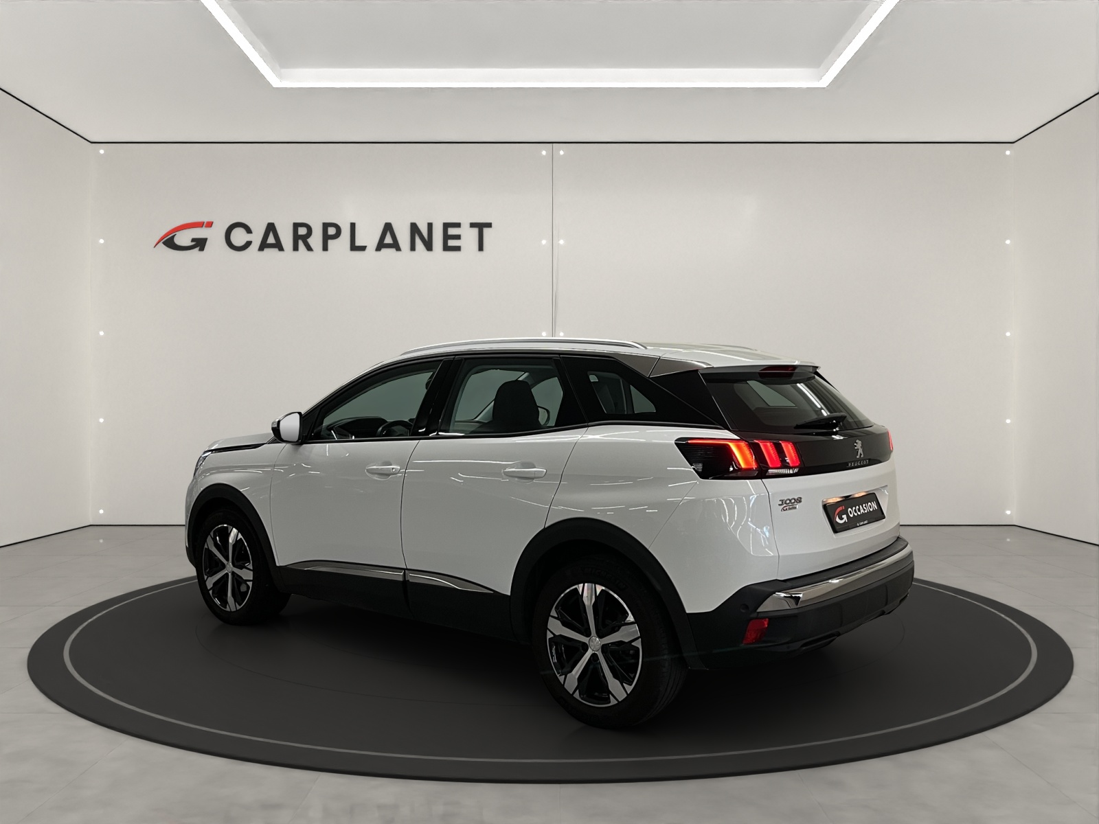 PEUGEOT 3008 1.5 BlueHDi Allure-showroom-element-3