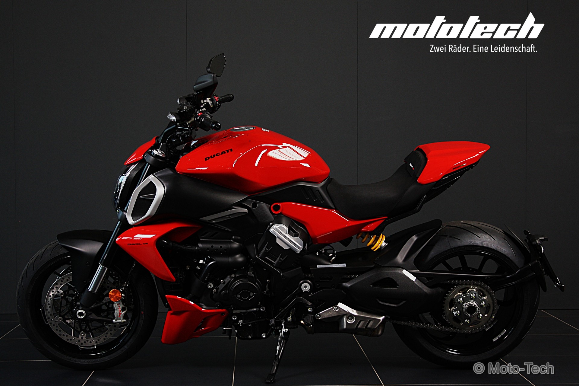 DUCATI Diavel V4 / 4 JAHRE GARANTIE-image-4