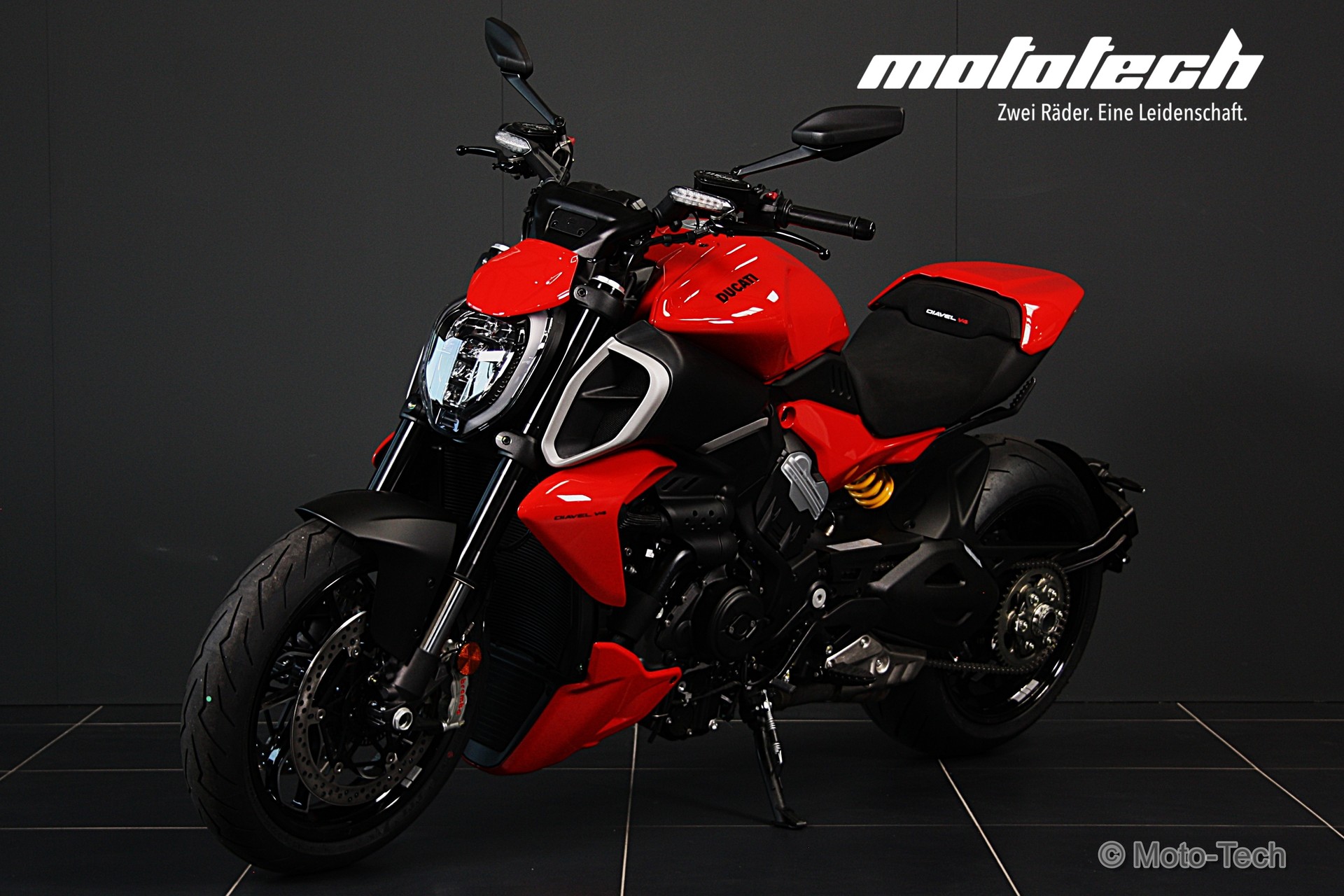 DUCATI Diavel V4 / 4 JAHRE GARANTIE-image-5