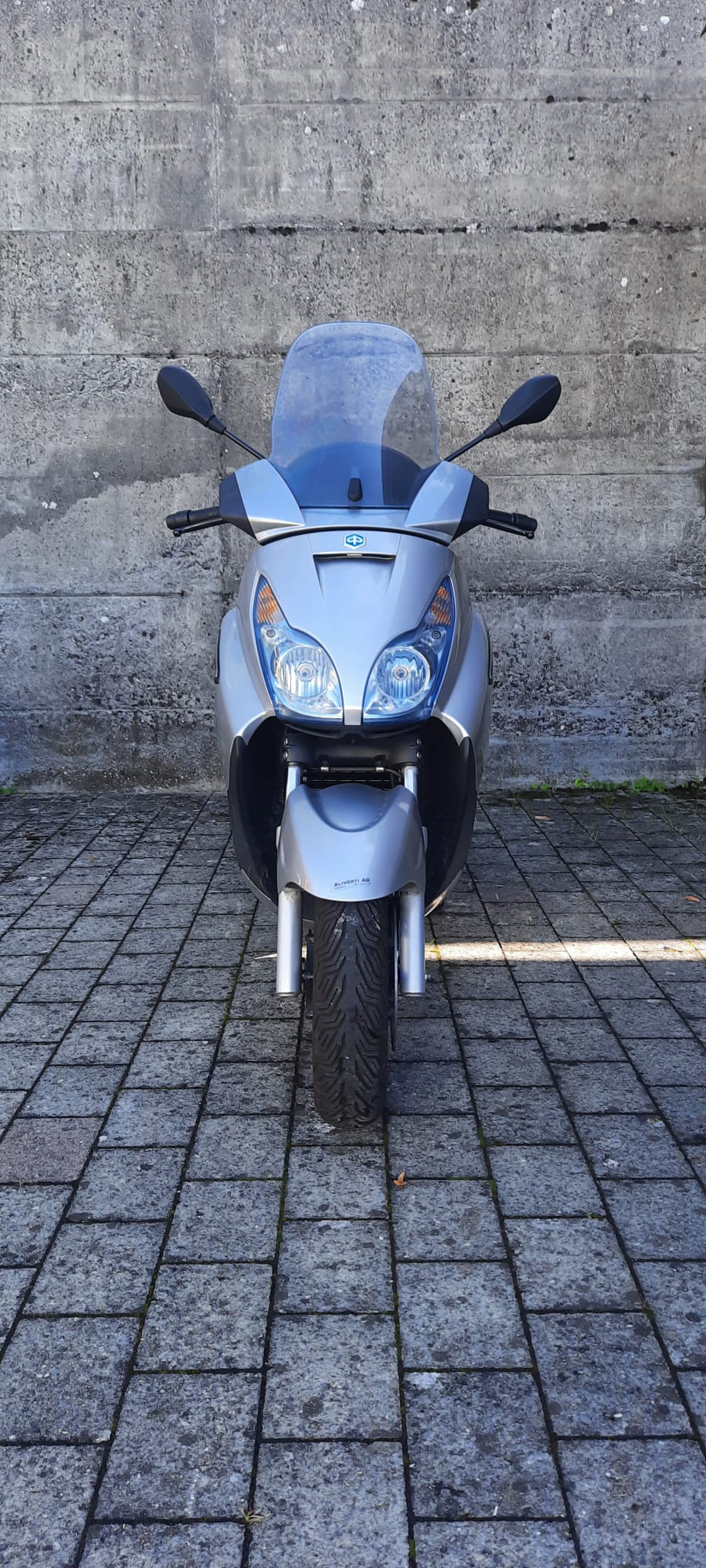 PIAGGIO X7 300-image-2