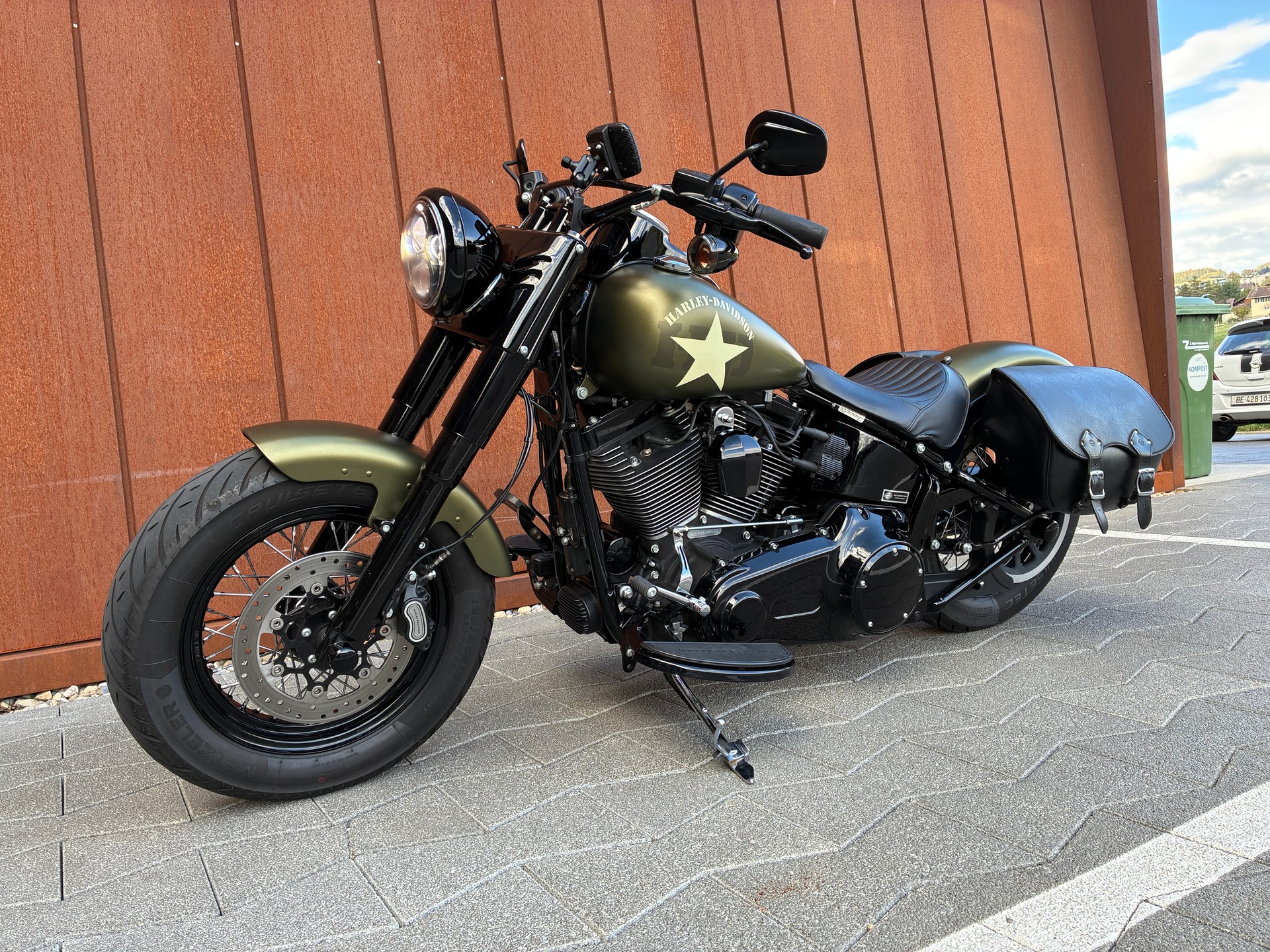 HARLEY-DAVIDSON FLSS Softail Slim S110 ABS-image-1